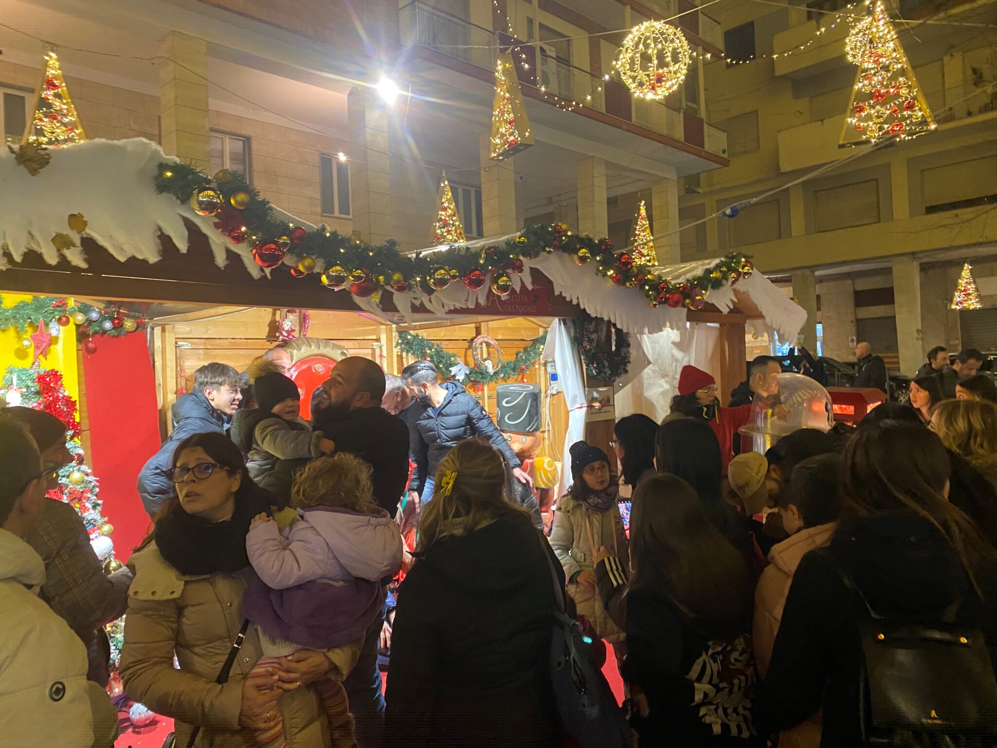 Salerno, con “Luci d’Artista” l’artigianato torna a risplendere